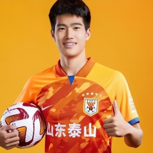 广发体育官网-意外！彭啸曾表示他未来只会为国安队效力，为何如今却成鲁能主力