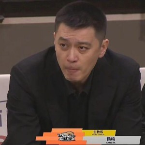 广发体育app-曝杨鸣欲请辞辽宁男篮主教练 曾凡博伤病加重 周鹏职业生涯里程碑
