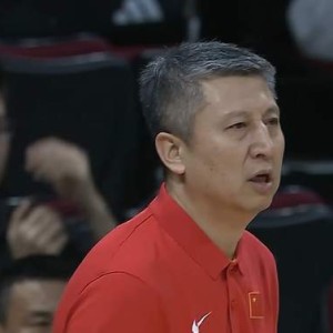 太揪心了！郭士强为何弃用胡明轩？济南小伙说出答案，杜锋很无奈